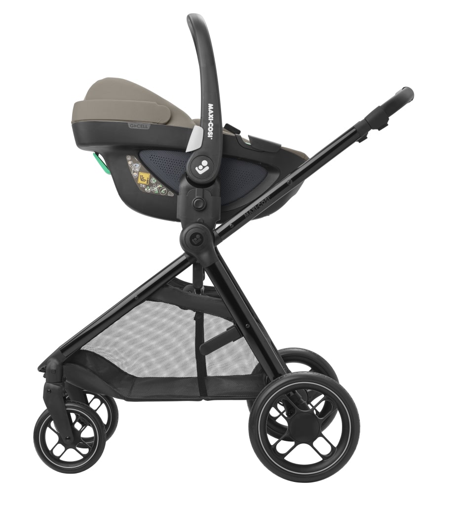 Maxi Cosi Zelia Luxe Stroller with integrated carrycot from birth