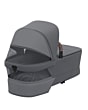 1517083110_F3_2026_maxicosi_stroller_carrycot_cabincot_moongraphite_optimalairflow_3qrt