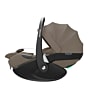 8052470111_2024_maxicosi_carseat_babycarseat_pebble360pro2_brown_twillictruffle_fullreclinepositionwithcanopy_side