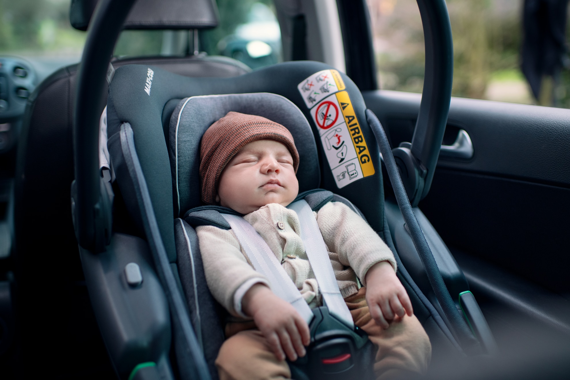 zwart Boek geboorte All you need to know about moving up from your baby car seat! | Maxi-Cosi